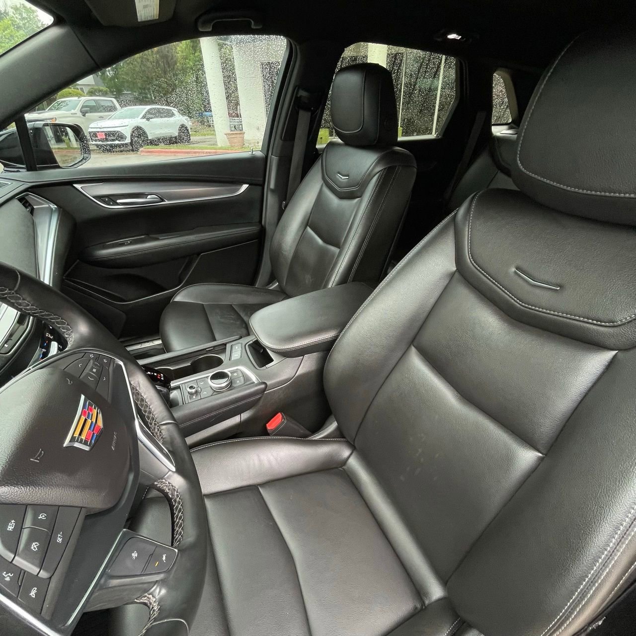 Used 2024 Cadillac XT5 Luxury w/ LPO, Floor Liner Package FWD image 23