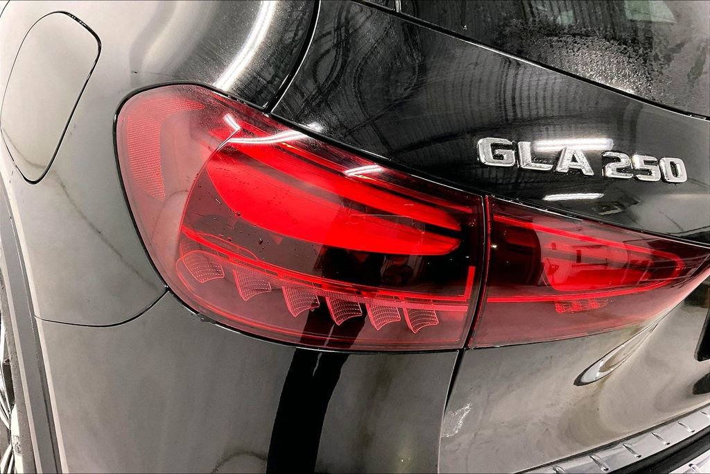 New 2026 Mercedes-Benz GLA 250 image 14