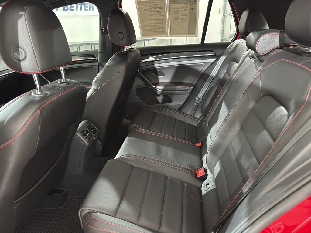 Used 2016 Volkswagen GTI SE image 13