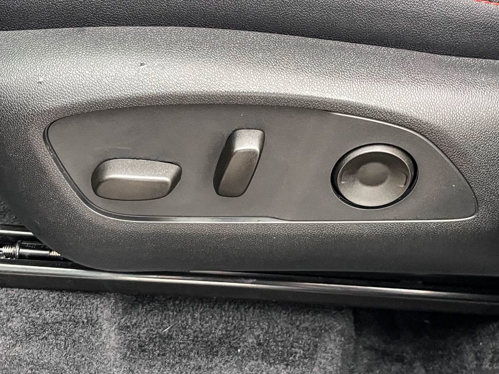 Used 2025 Chevrolet Traverse Z71 w/ Enhanced Driving Package image 48