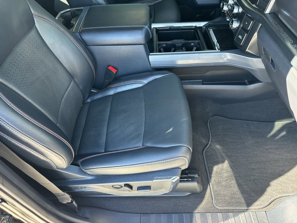 Used 2024 Ford F250 Lariat image 18
