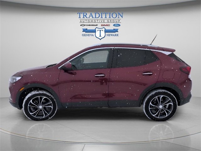 Used 2022 Buick Encore GX Select image 2