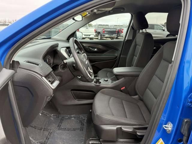 Used 2024 GMC Terrain SLE image 11