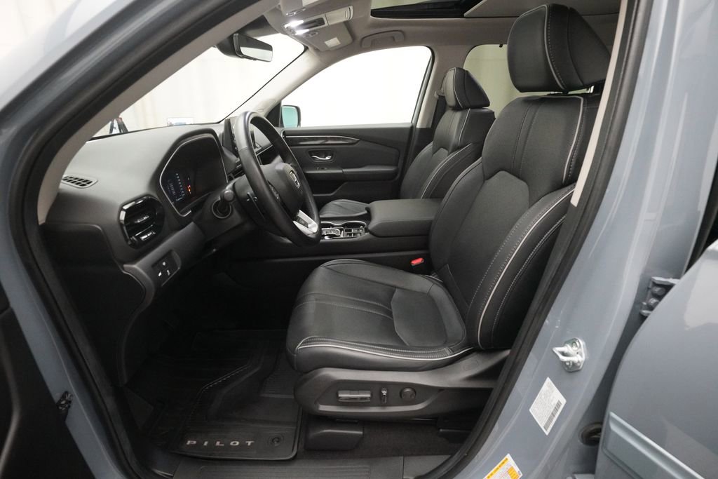 Certified 2024 Honda Pilot Elite image 7