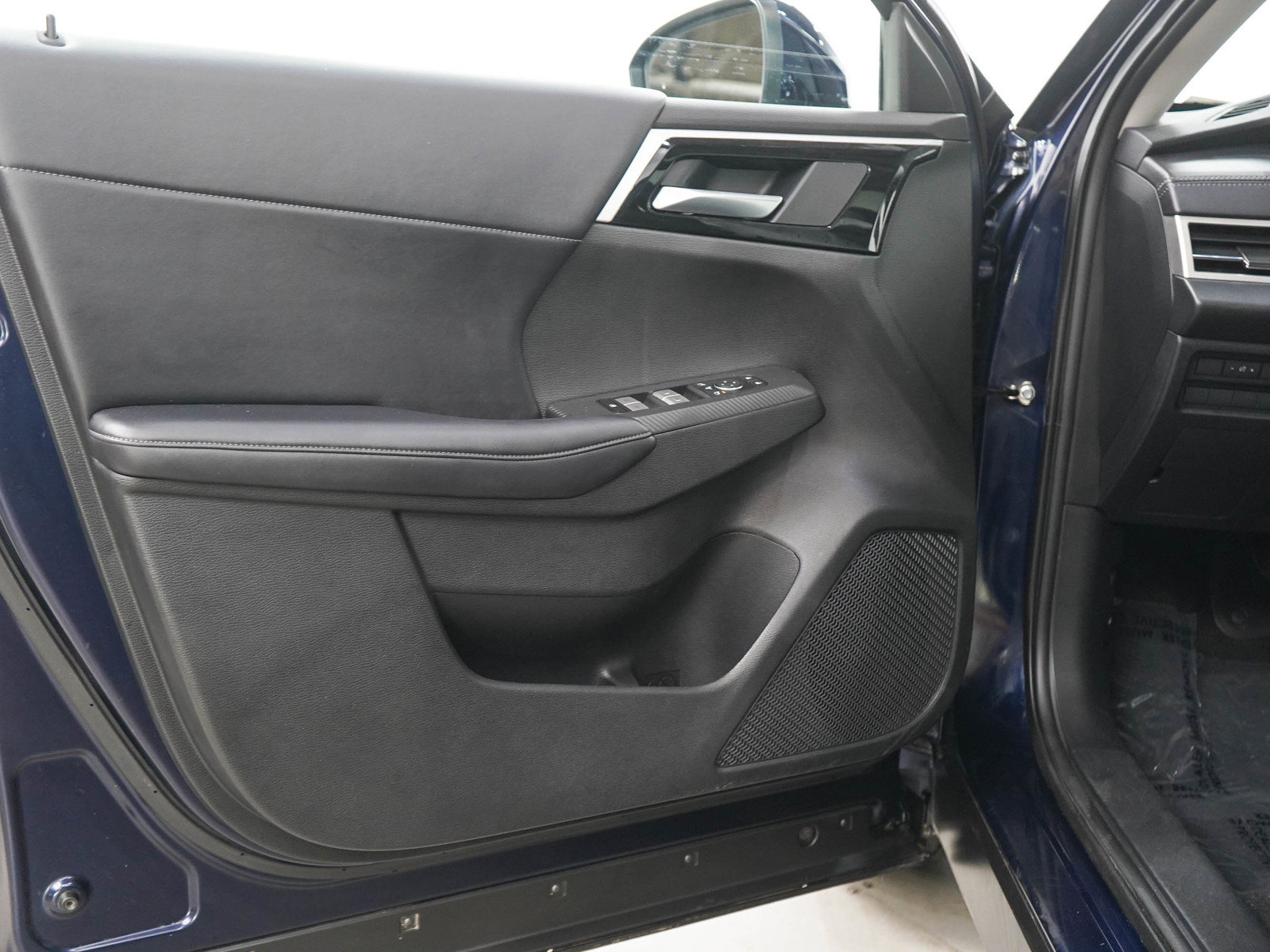 Used 2024 Mitsubishi Outlander SE AWD/4WD image 19