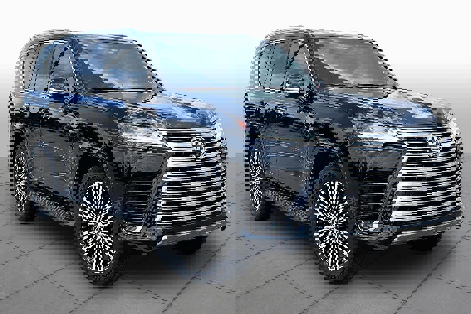 New 2026 Lexus LX 600 4WD w/ Luxury Package image 2