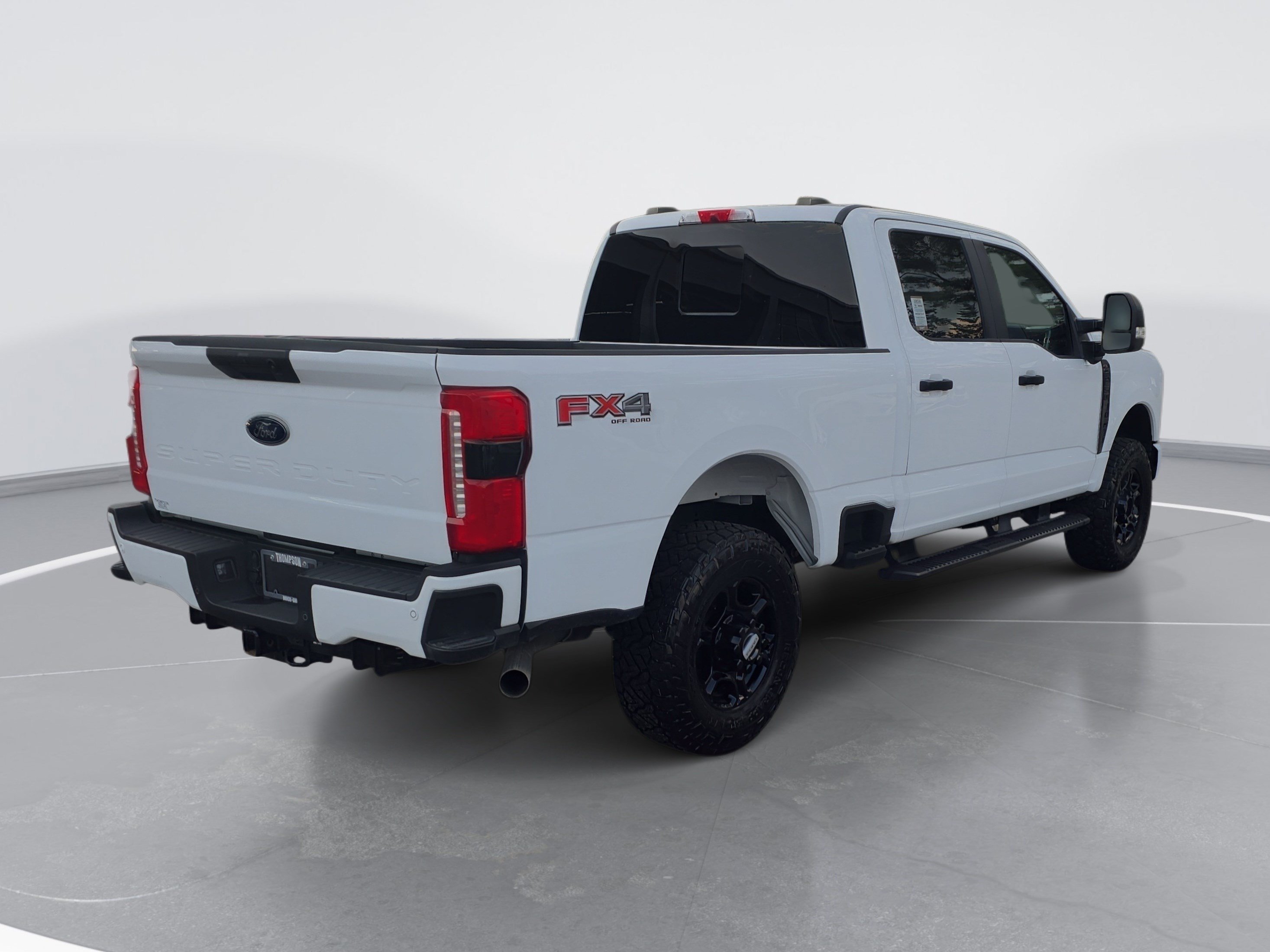 Used 2025 Ford F250 XL w/ STX Appearance Package AWD/4WD image 3