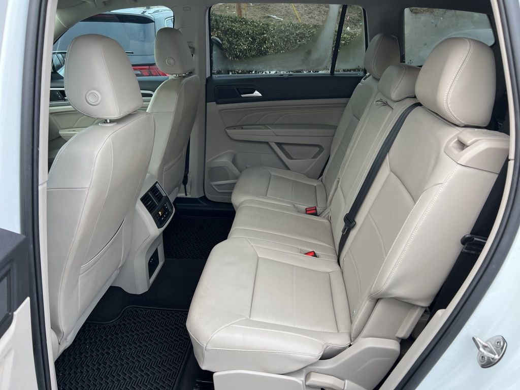 Used 2023 Volkswagen Atlas SE w/ Panoramic Sunroof Package image 25