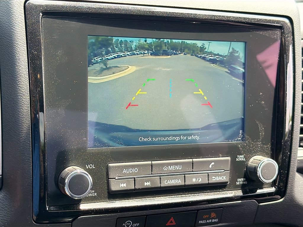 Used 2024 Nissan Frontier SV RWD image 12