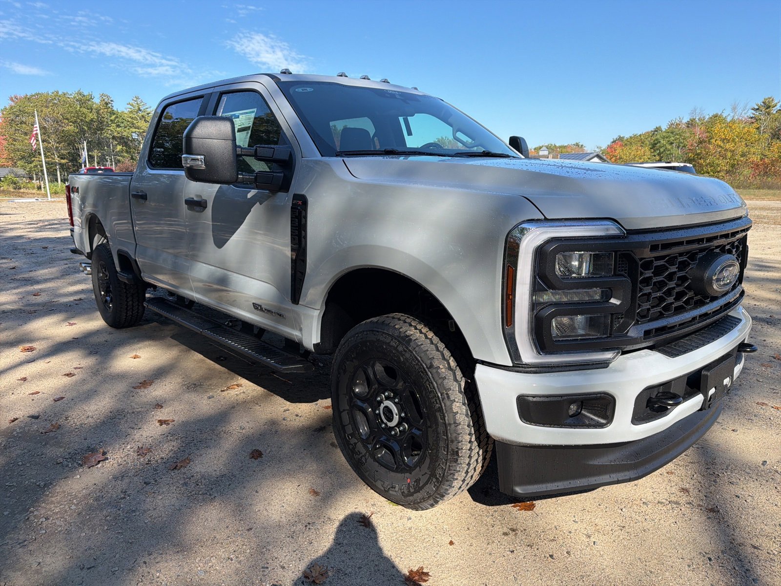 New 2026 Ford F350 4x4 Crew Cab Super Duty image 1