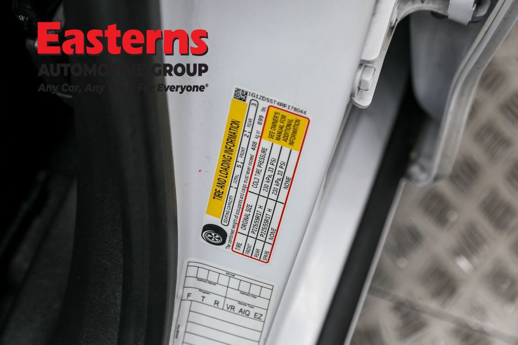 Used 2024 Chevrolet Malibu LT image 33