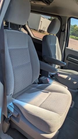 Used 2004 Ford Freestar SEL FWD image 18