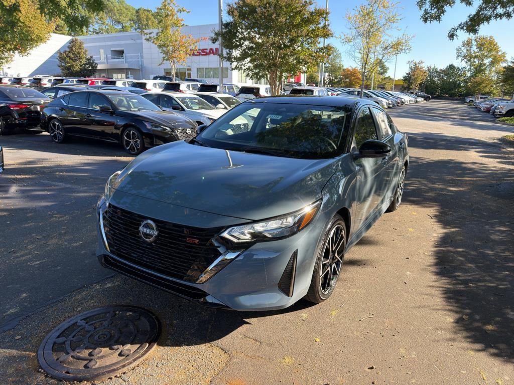 New 2025 Nissan Sentra SR image 3