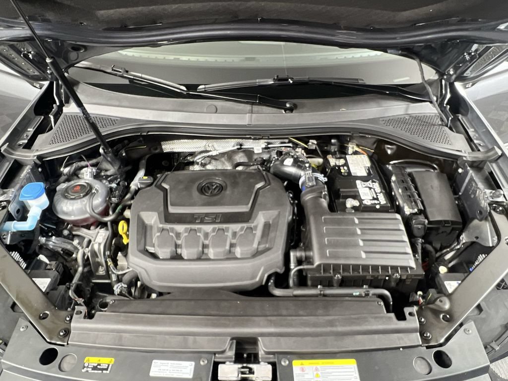 Used 2024 Volkswagen Tiguan SEL R-Line AWD/4WD image 31