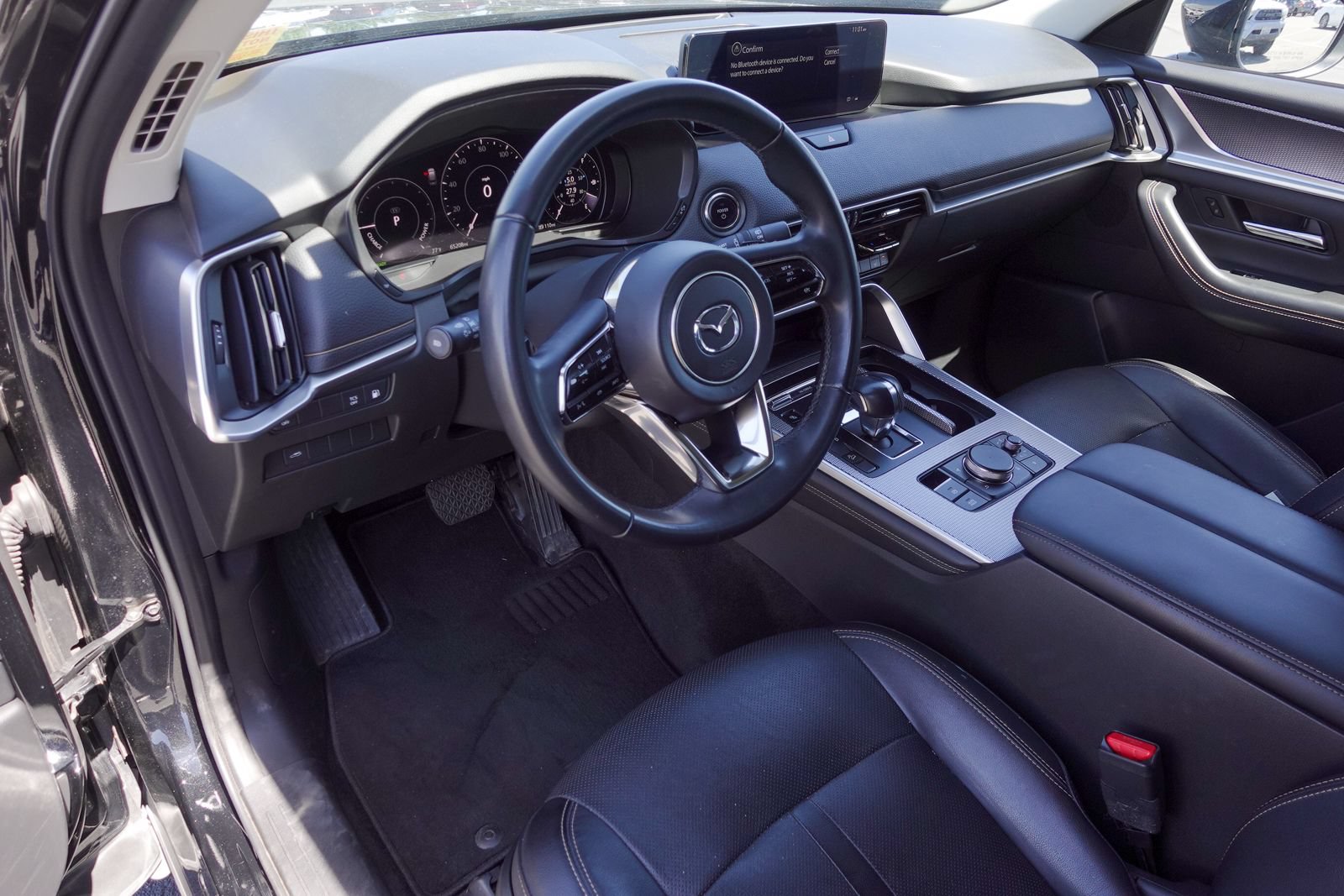 Used 2024 MAZDA CX-90 Plug-In Hybrid w/ Preferred AWD/4WD image 9