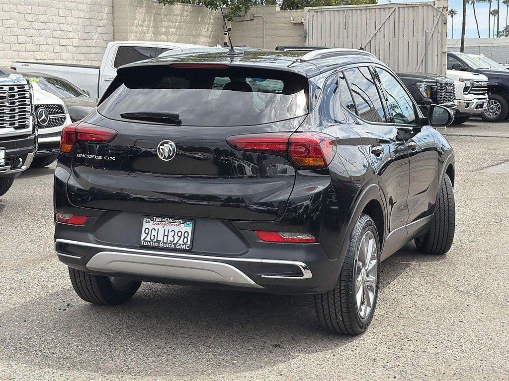 Used 2023 Buick Encore GX Essence w/ Experience Buick Package FWD image 5