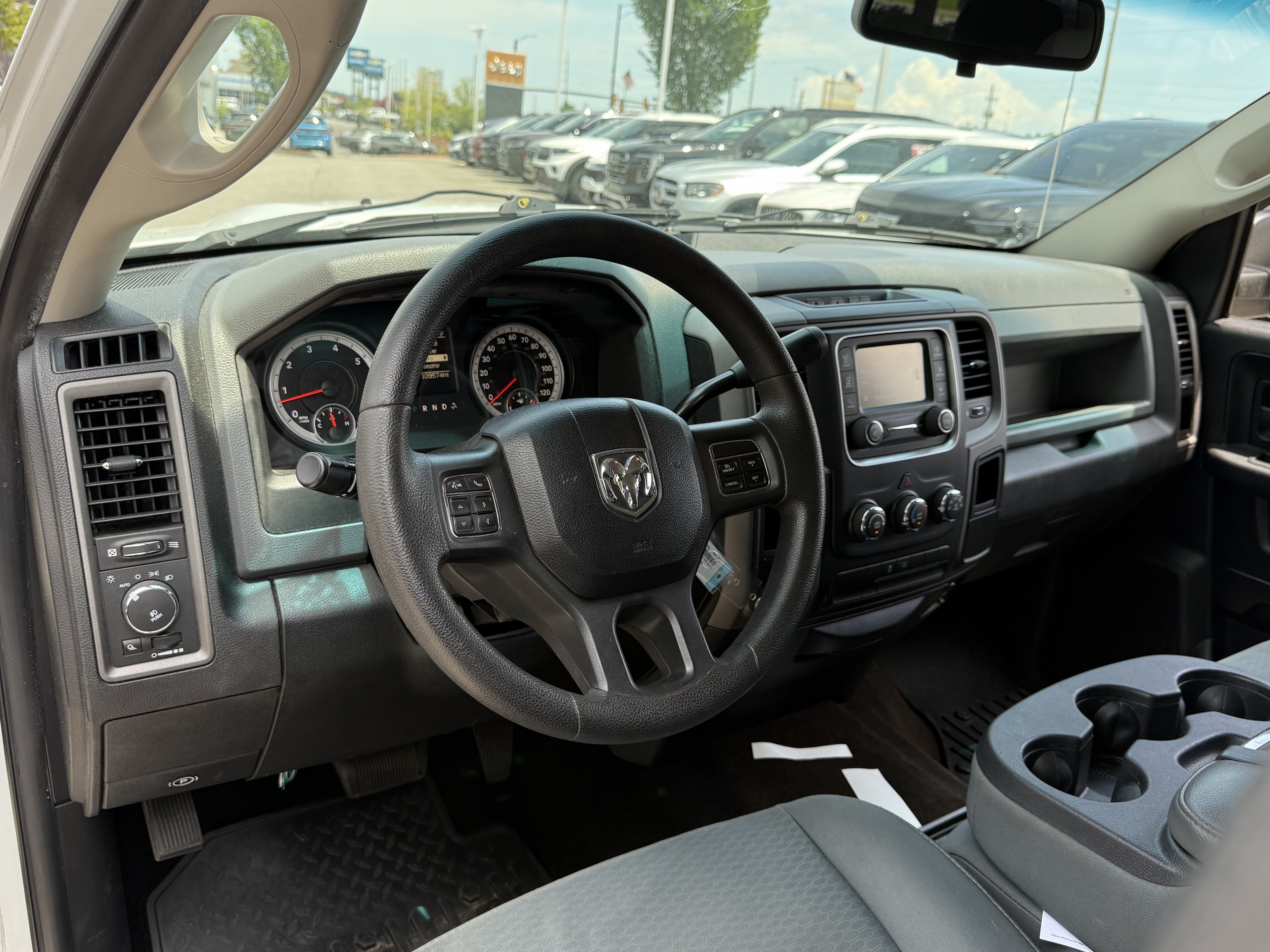 Used 2014 RAM 1500 Express RWD image 11