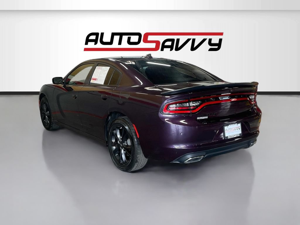 Used 2022 Dodge Charger SXT w/ Blacktop Package AWD/4WD image 5
