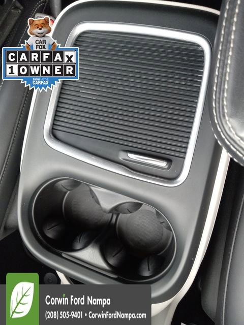 Used 2024 Chrysler Pacifica Touring-L image 18