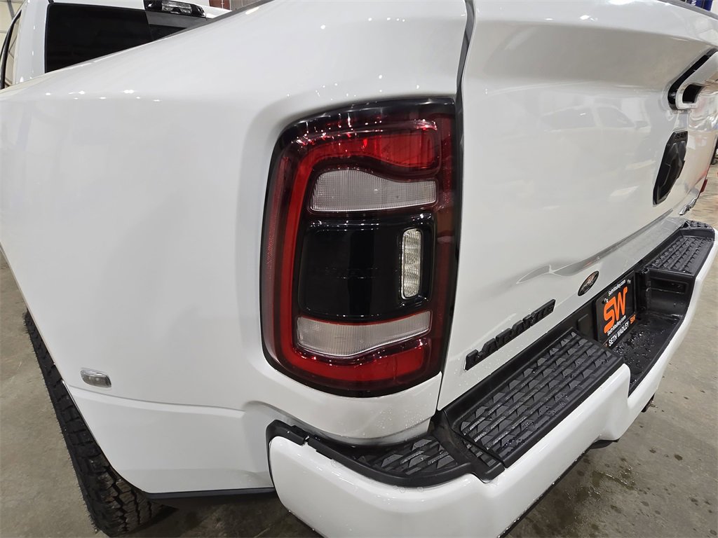 Used 2024 RAM 3500 Laramie w/ Night Edition image 34