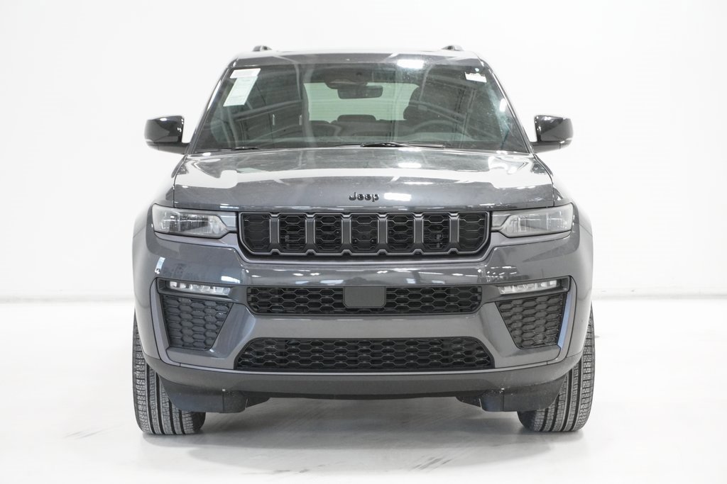 New 2026 Jeep Grand Cherokee Limited w/ Limited Altitude Package image 3