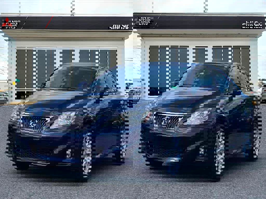 Used 2011 Lexus IS 250 AWD video 1