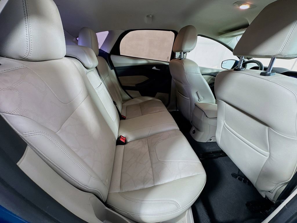 Used 2013 Ford Focus Electric Hatchback image 31