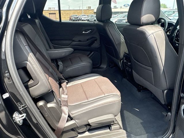 Certified 2023 Chevrolet Traverse High Country FWD image 28