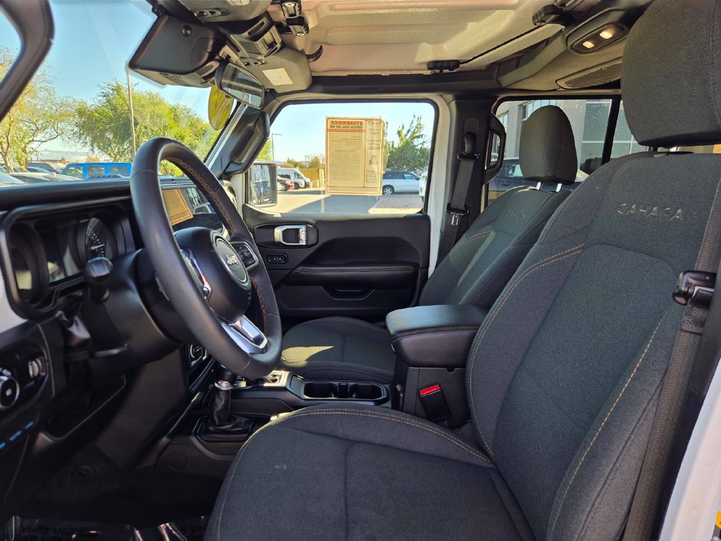Used 2024 Jeep Wrangler Unlimited Sahara AWD/4WD image 31