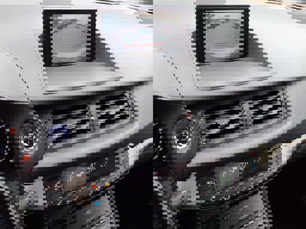 Used 2017 Lexus CT 200h image 21