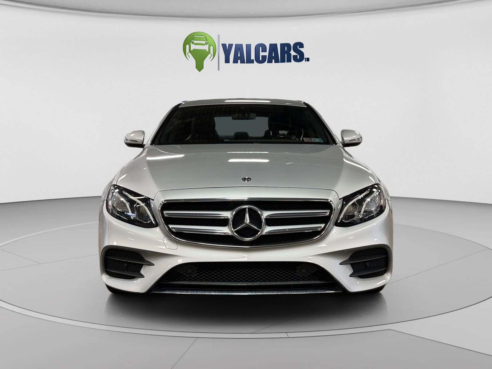 Used 2019 Mercedes-Benz E 300 4MATIC image 8