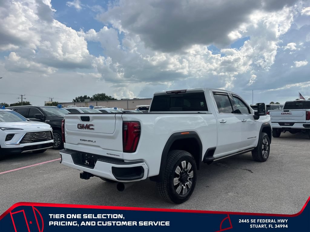 Used 2024 GMC Sierra 2500 Denali w/ Denali Reserve Package AWD/4WD image 7