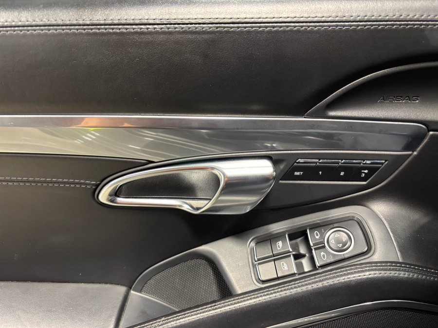 Used 2013 Porsche 911 Carrera 4S w/ Bose Audio Pkg AWD/4WD image 7