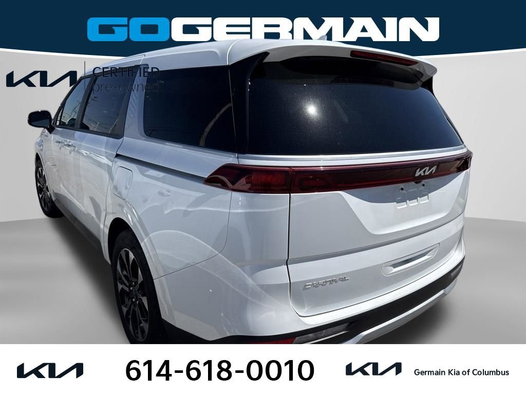 Used 2024 Kia Carnival EX FWD image 4