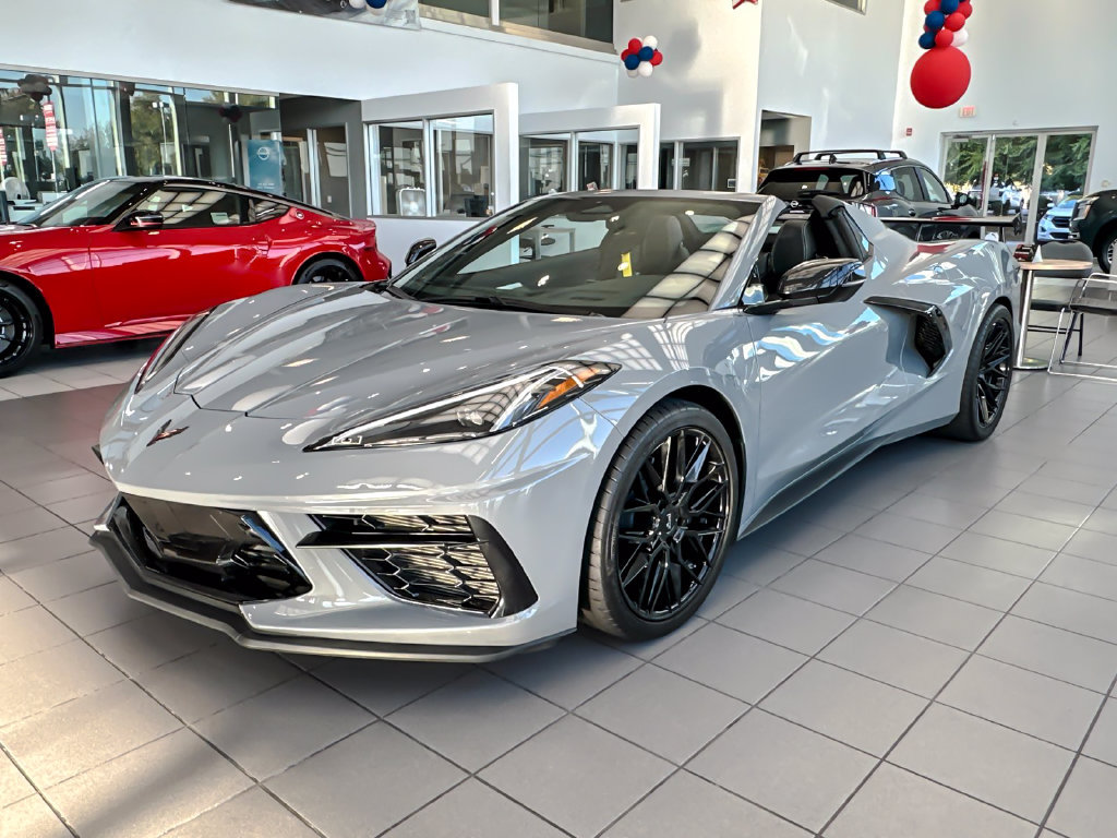 Used 2025 Chevrolet Corvette Stingray Preferred Conv w/ 2LT RWD image 7