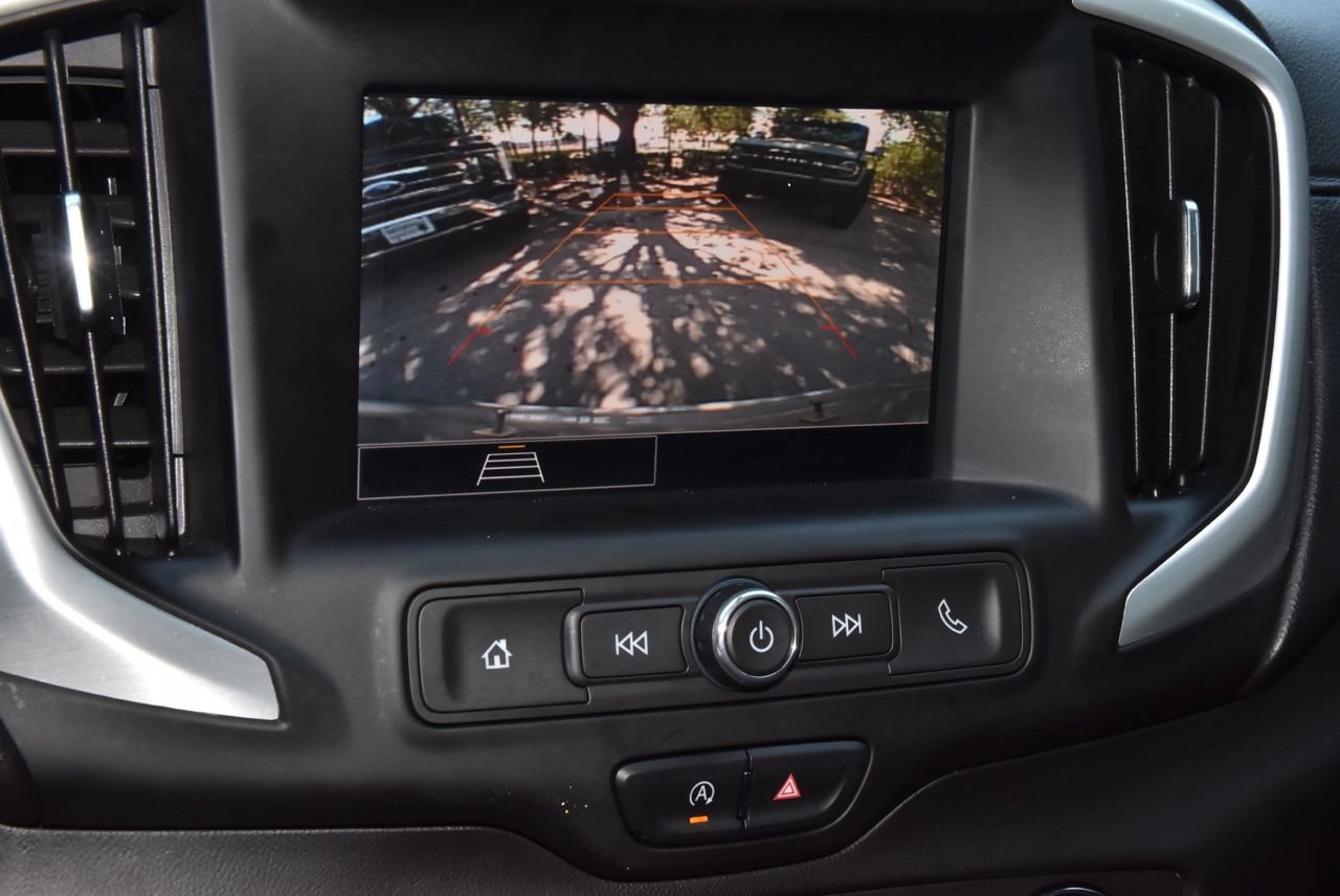 Used 2022 GMC Terrain SLE w/ Driver Convenience Package FWD image 28