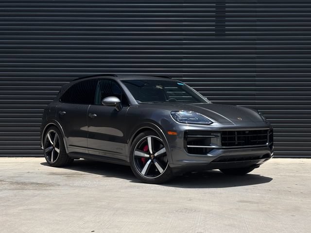 Certified 2026 Porsche Cayenne GTS AWD/4WD image 9