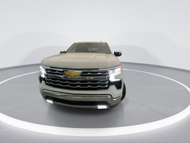 Used 2026 Chevrolet Silverado 1500 LTZ w/ LTZ Premium Package AWD/4WD image 9