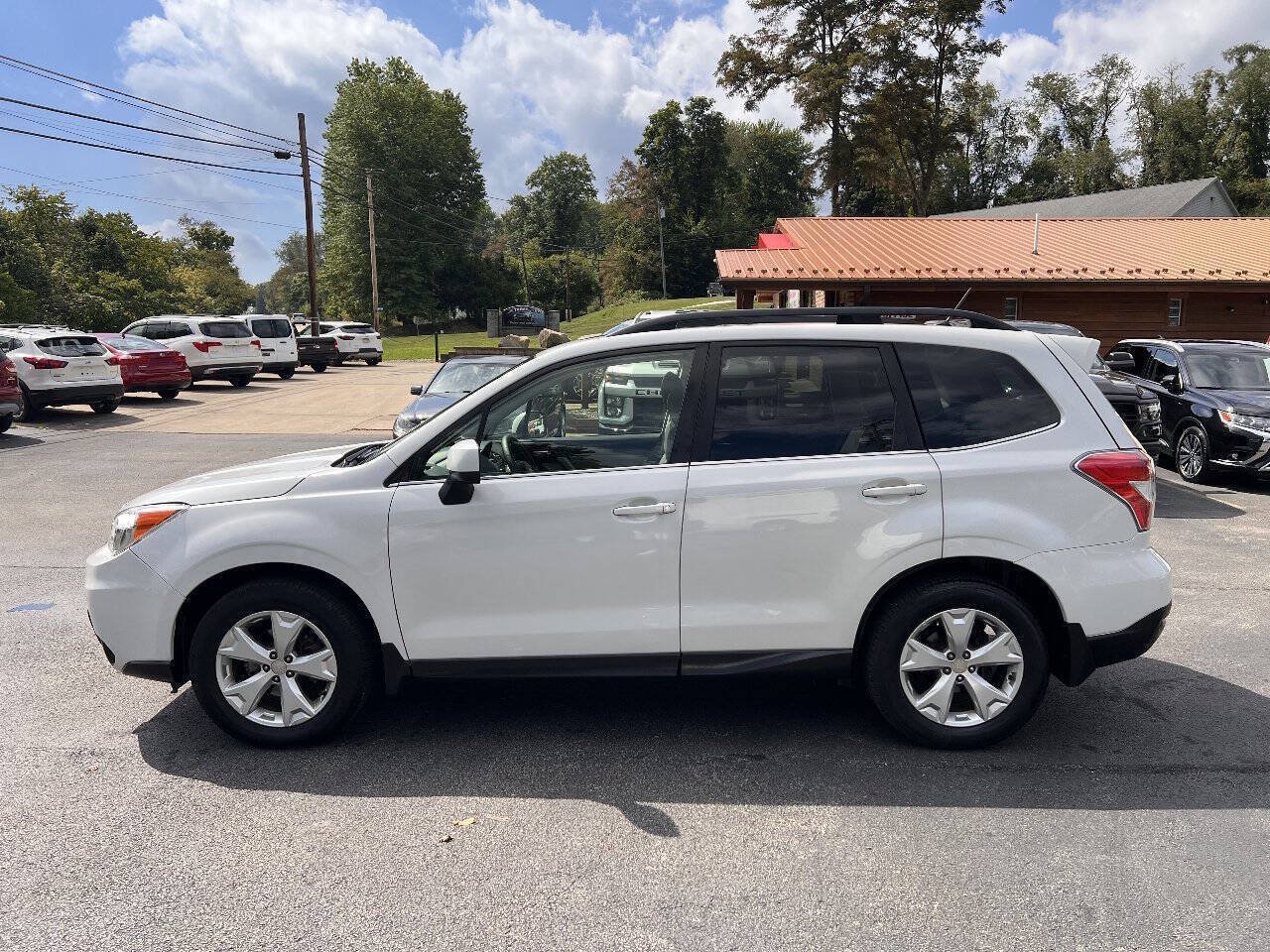 Used 2015 Subaru Forester 2.5i Limited AWD/4WD image 7