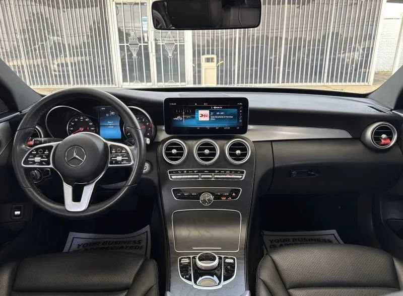Used 2019 Mercedes-Benz C 300 Sedan image 34