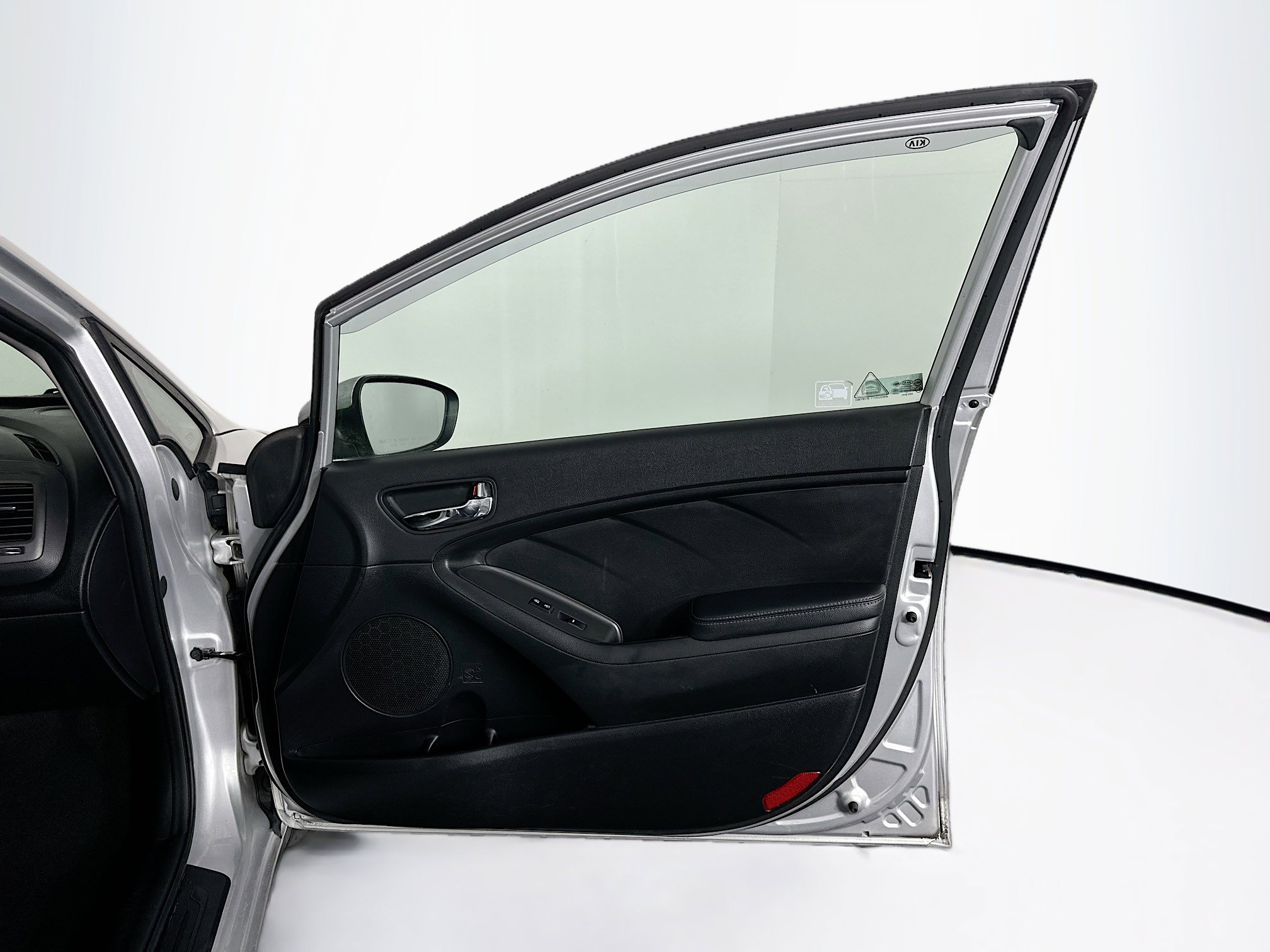 Used 2016 Kia Forte LX w/ Protection Package image 28