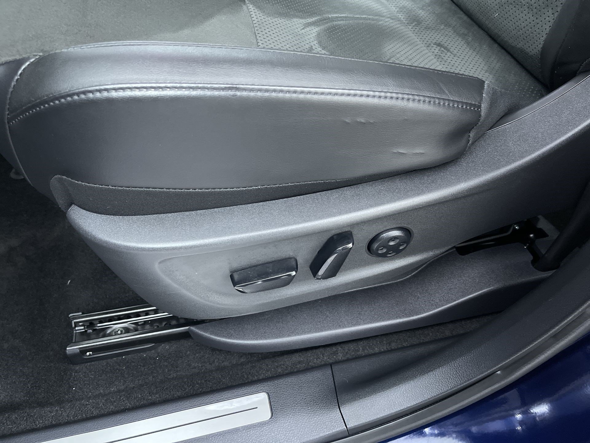 Certified 2024 Nissan Ariya AWD image 13