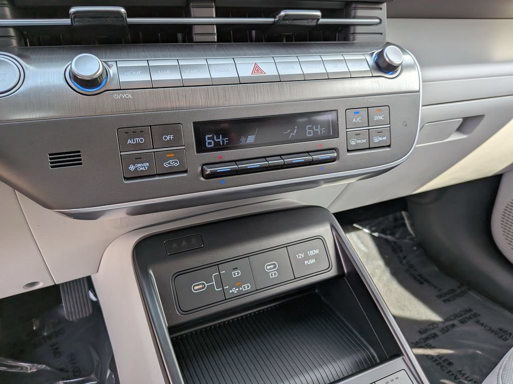Certified 2024 Hyundai Kona SEL FWD image 20