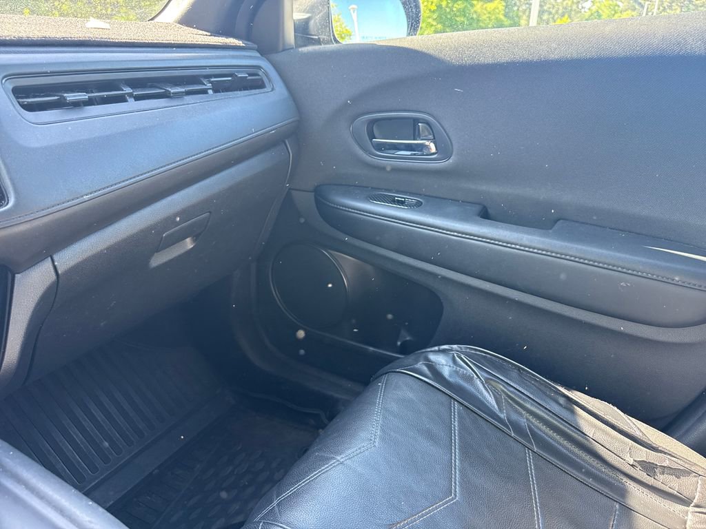 Used 2019 Honda HR-V Sport image 17