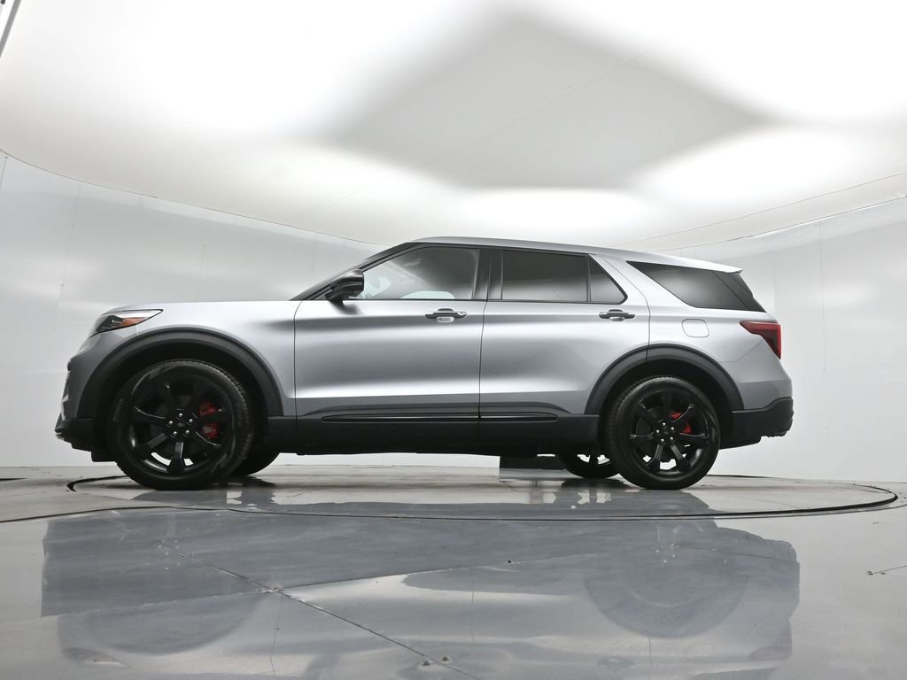 Certified 2022 Ford Explorer ST w/ Equipment Group 401A image 54