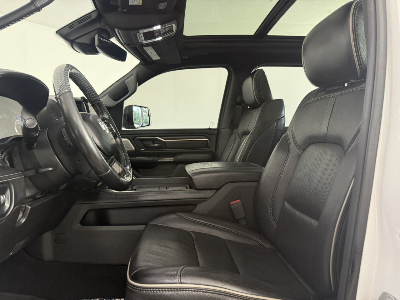 Used 2019 RAM 1500 Limited AWD/4WD image 17
