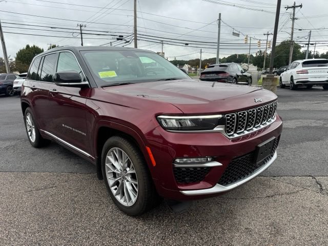 Used 2022 Jeep Grand Cherokee Summit w/ MOPAR Finishing Package AWD/4WD image 17