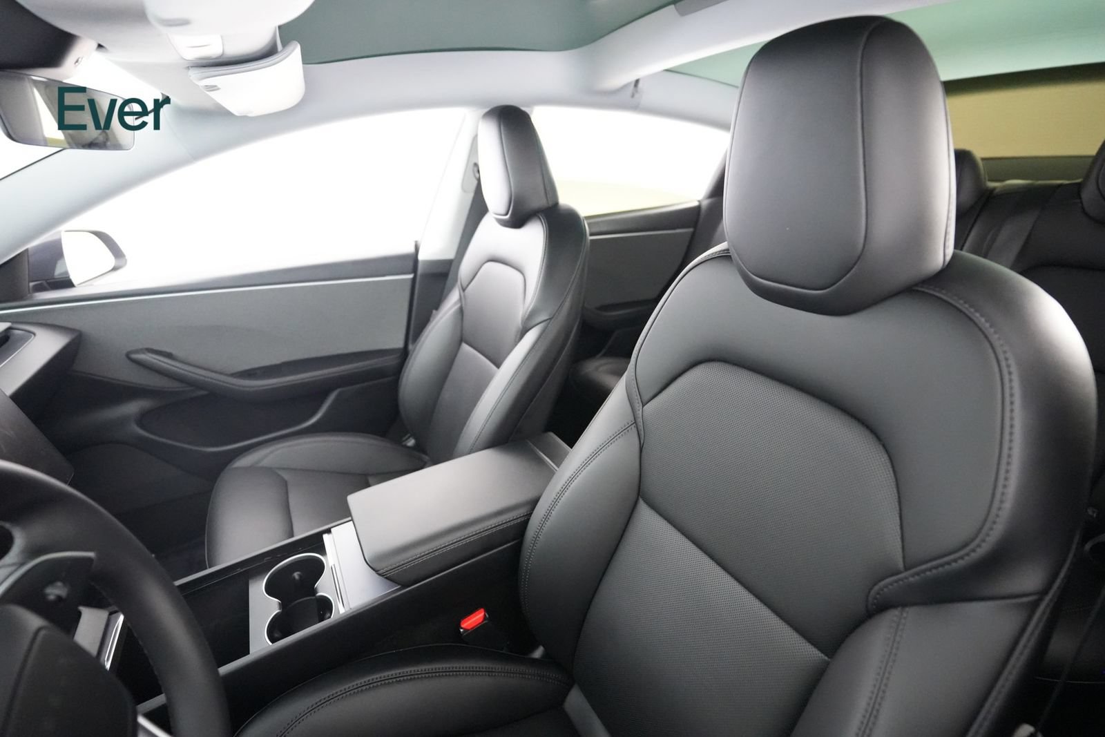 Used 2025 Tesla Model 3 RWD image 4