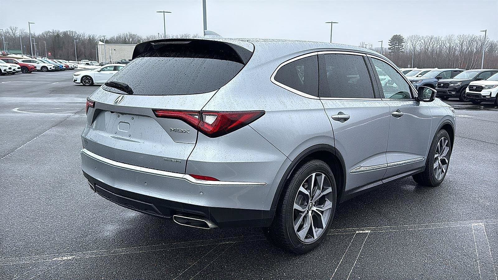 Used 2023 Acura MDX w/ Technology Package AWD/4WD image 6