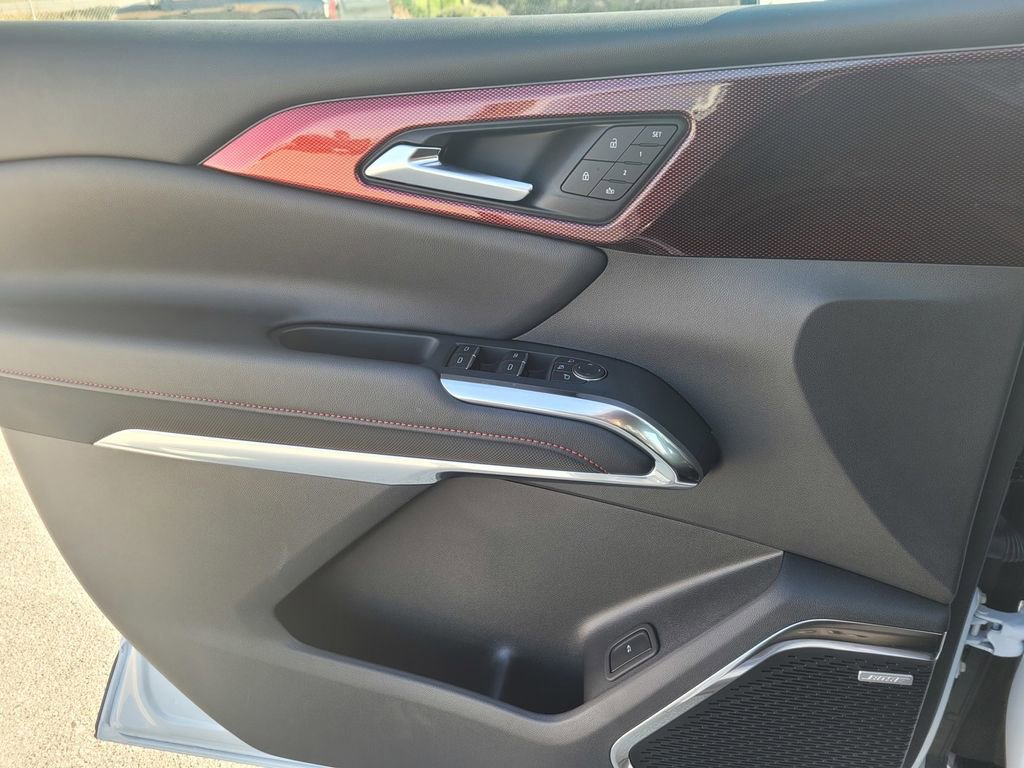 New 2026 Chevrolet Traverse RS w/ LPO, Floor Liner Package image 25